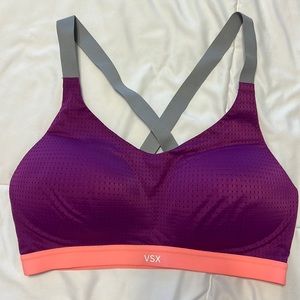 Victoria Secret Sports Bra. Size 34D